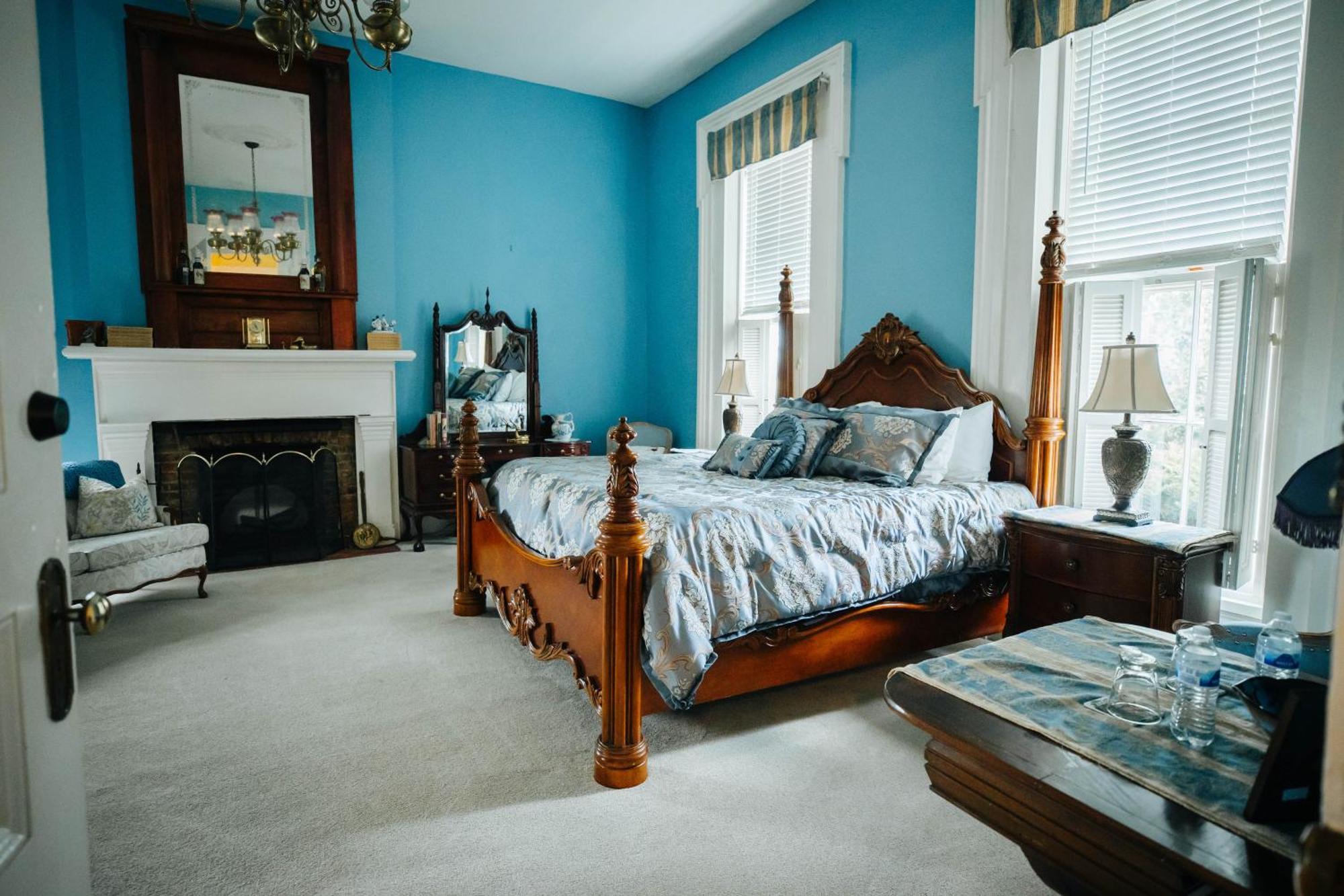 Maple Hill Manor Bed & Breakfast Springfield Экстерьер фото