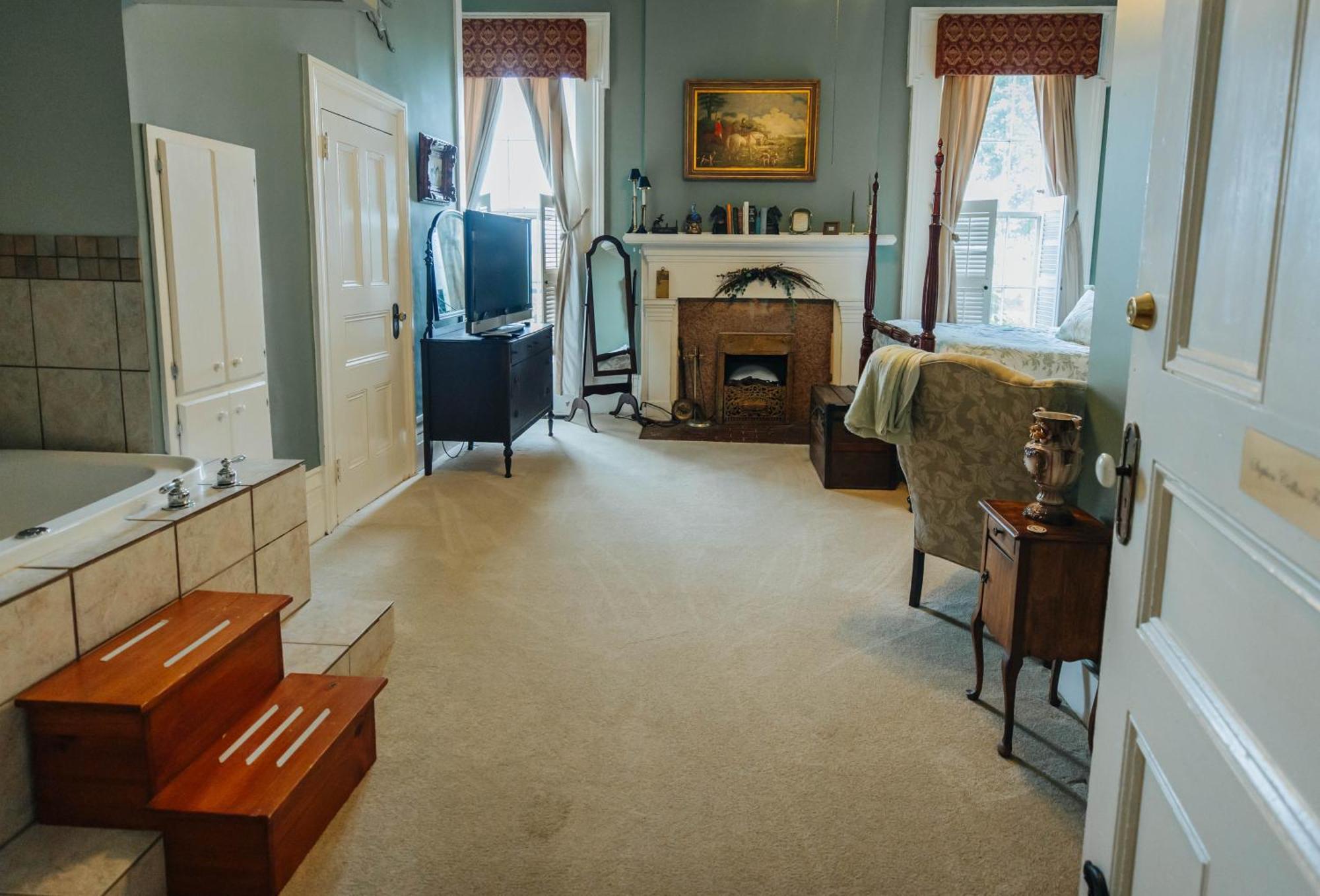 Maple Hill Manor Bed & Breakfast Springfield Экстерьер фото