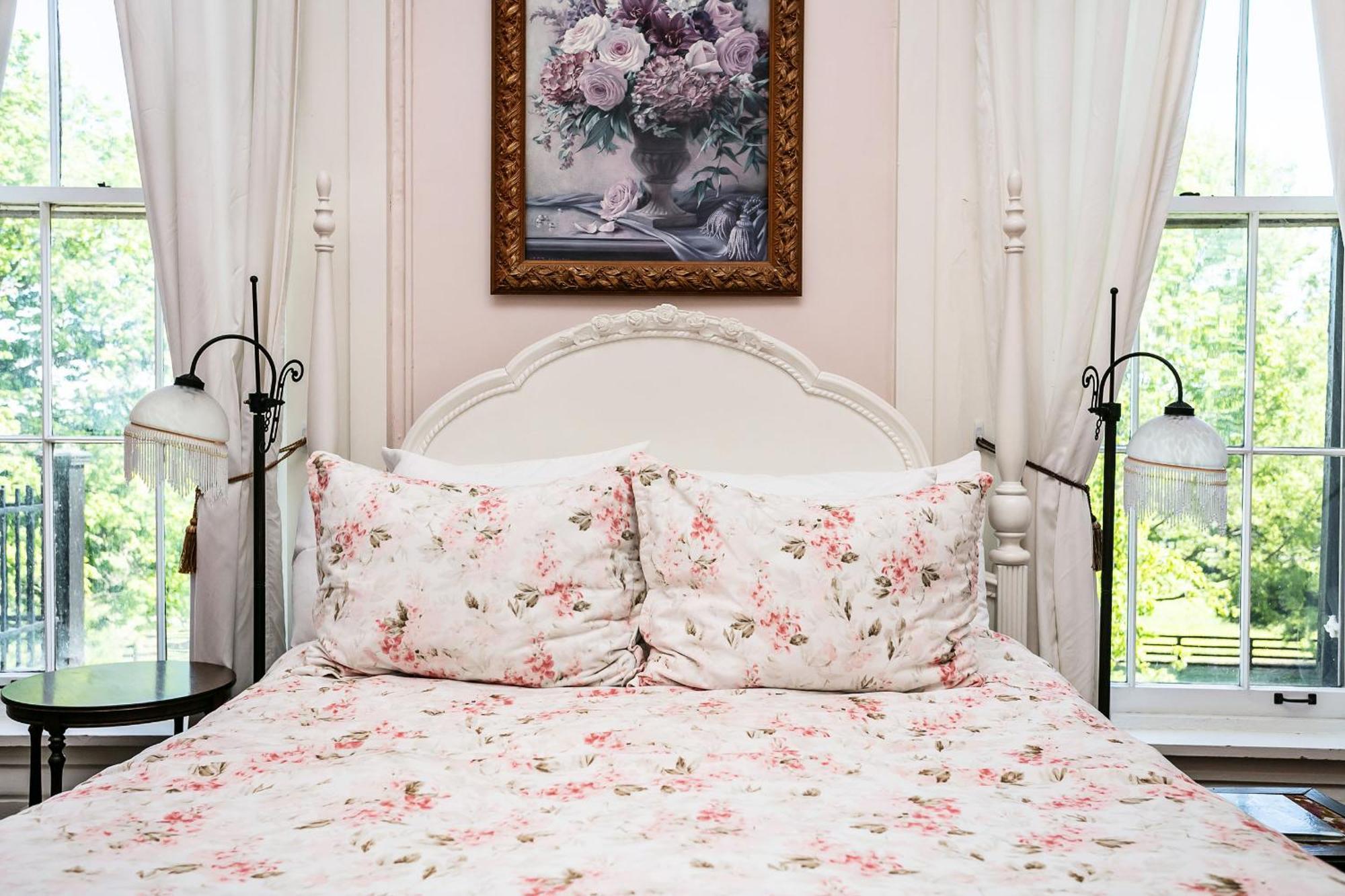 Maple Hill Manor Bed & Breakfast Springfield Экстерьер фото