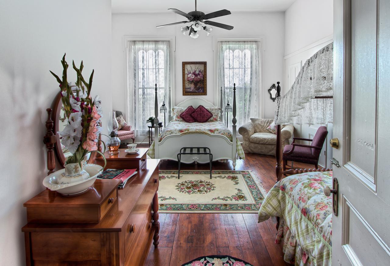 Maple Hill Manor Bed & Breakfast Springfield Экстерьер фото