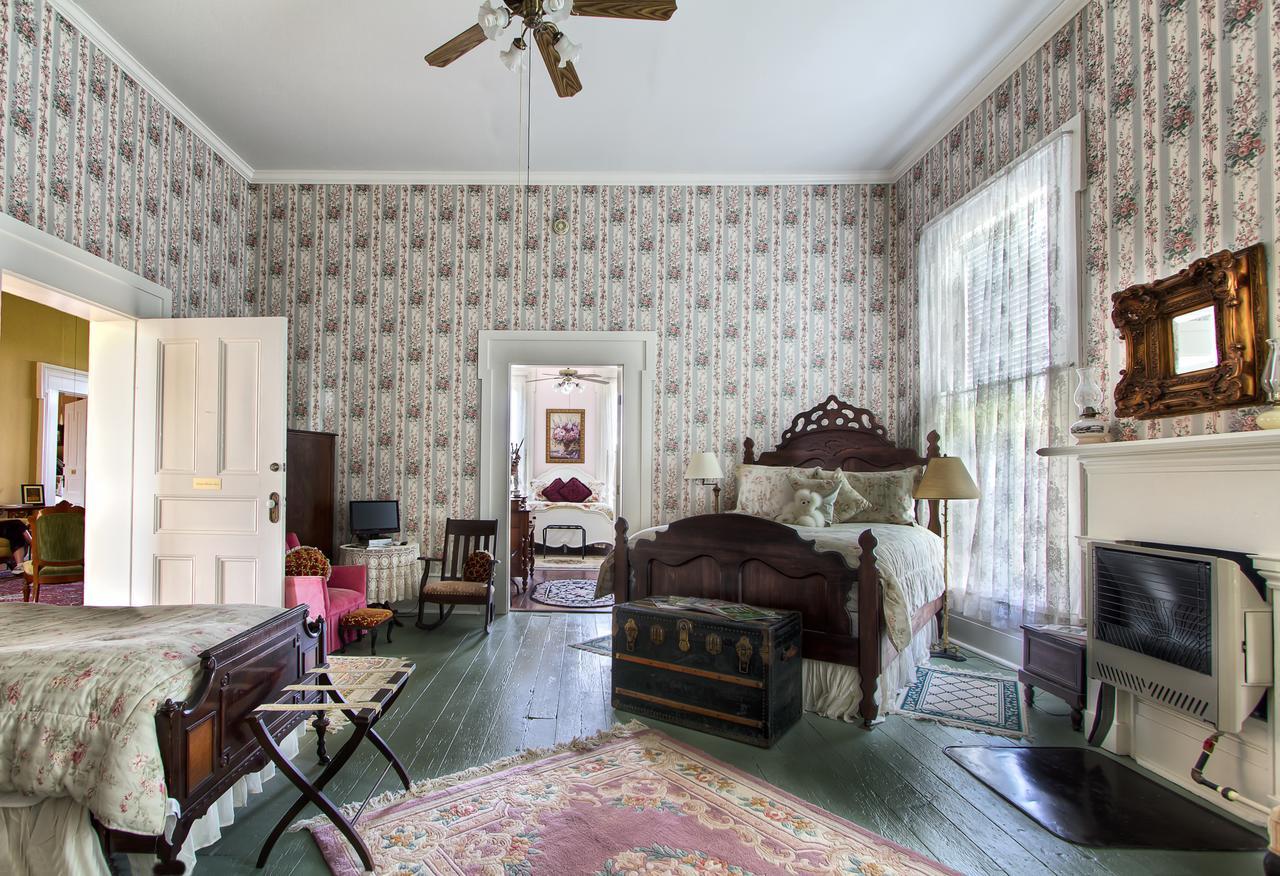 Maple Hill Manor Bed & Breakfast Springfield Экстерьер фото