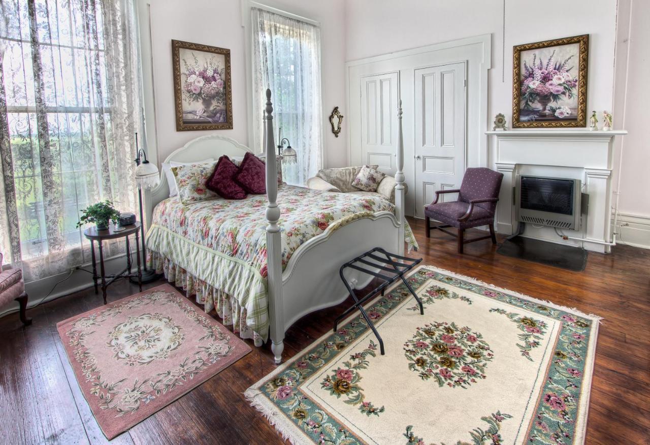 Maple Hill Manor Bed & Breakfast Springfield Экстерьер фото